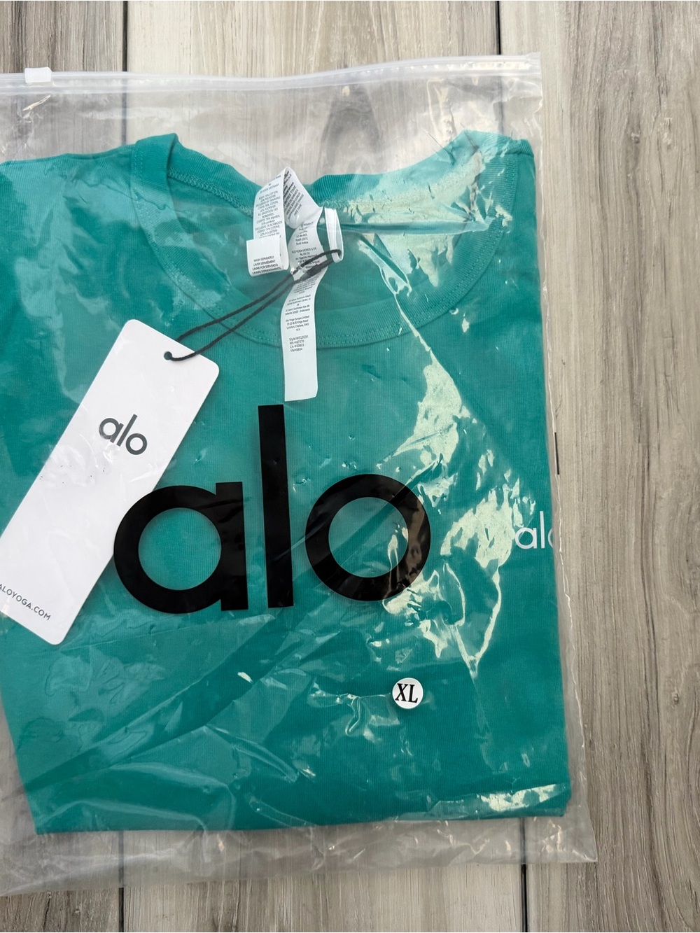 ALO Yoga Teal Short-Sleeve Crewneck Tee - Picture 4 of 5